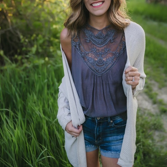 Meet your Posher, Ollivia - Picture 1 of 1